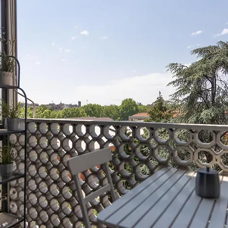 Bocconi Elegante Con Wifi Appartement